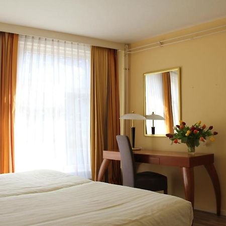 Hotel Alfa Амстердам Екстериор снимка